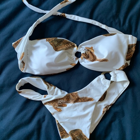 Leopard Print O Ring Bandeau Bikini - Picture 3 of 6
